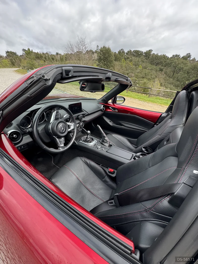 2019 Mazda Mx-5 in Porto 3
