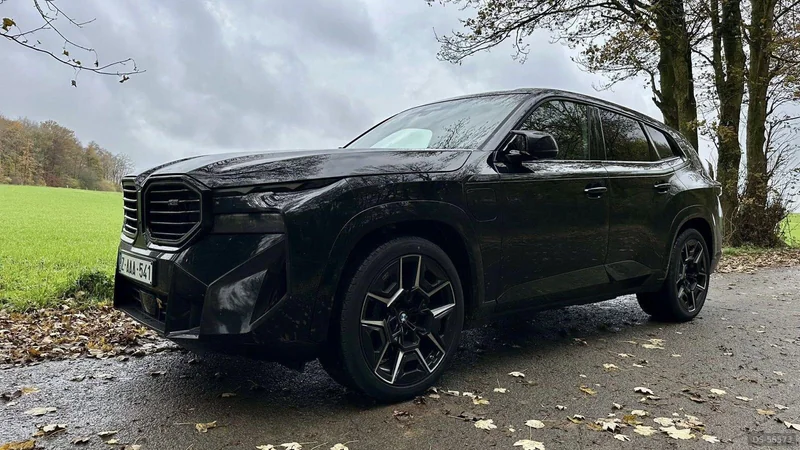 2023 BMW Xm in Bruxelles 3