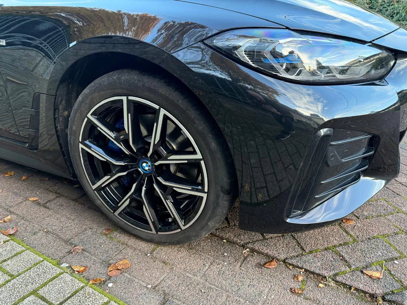 2022 BMW I4 in Bruxelles 6