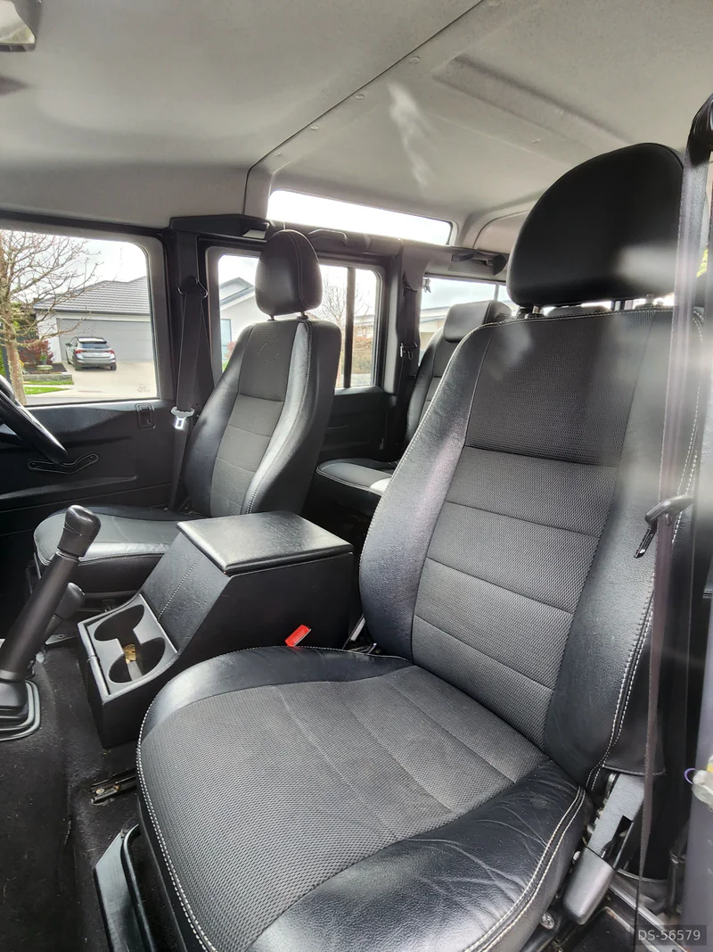 2012 Land Rover Defender in Auckland 8