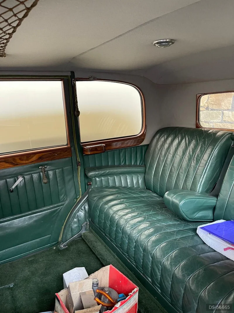 1937 Armstrong Siddeley 17hp in Manchester 3