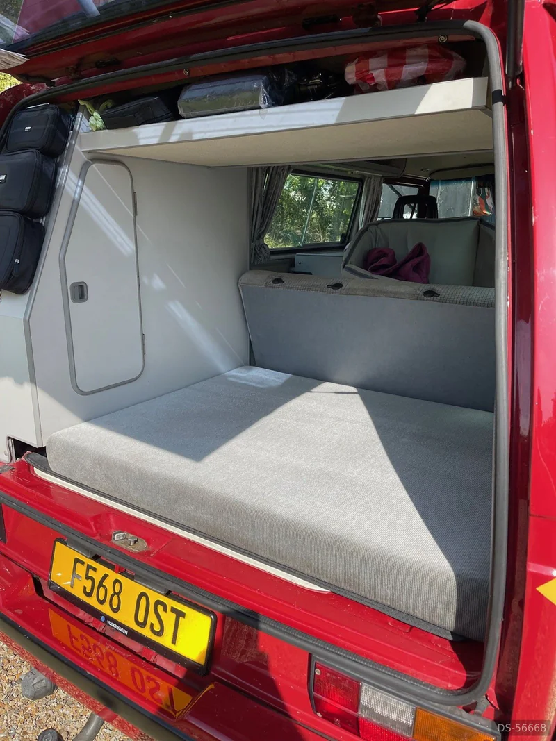 1988 Volkswagen T25 California - Westfalia in Bury St Edmunds 8
