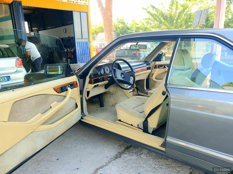 1983 Mercedes-Benz Sec 380 in Colleferro 3