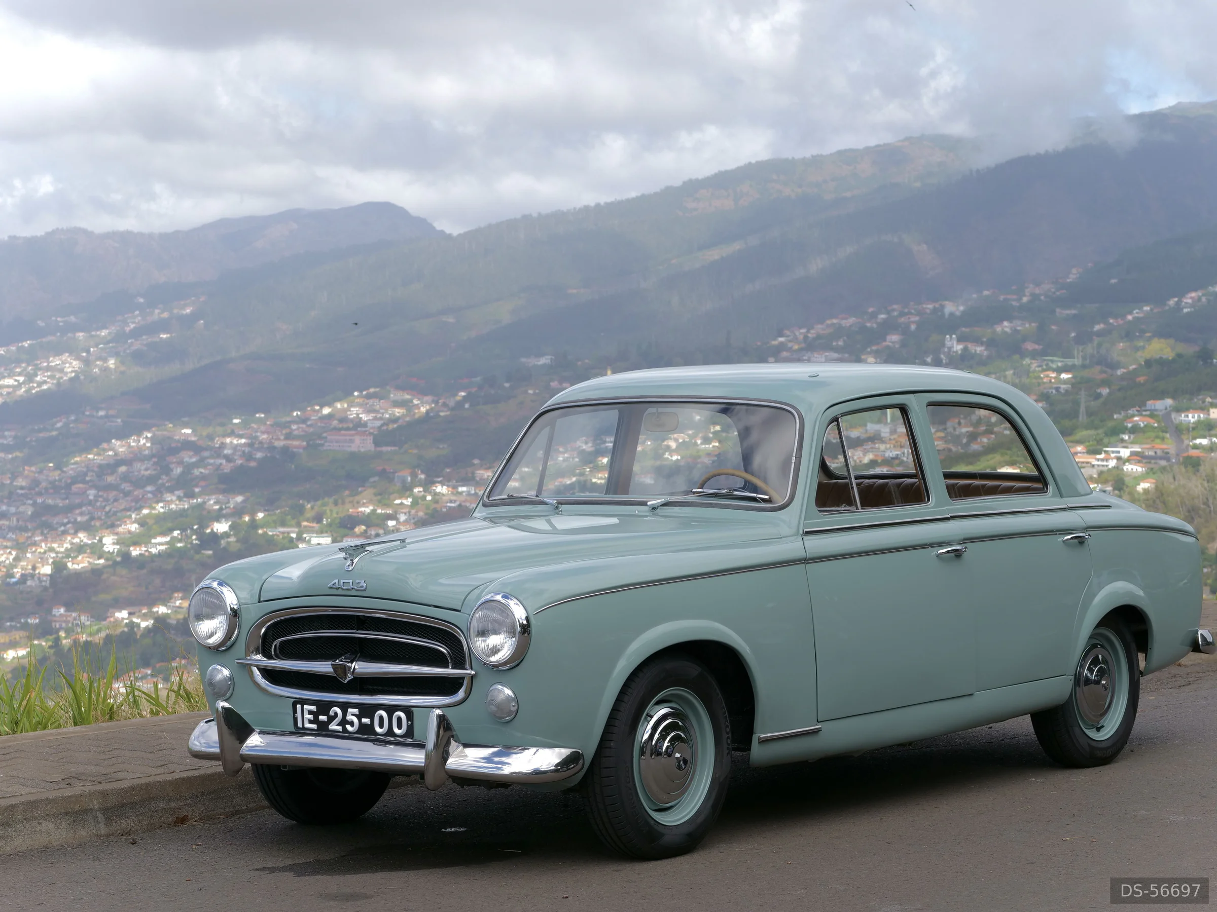 1957 Peugeot 403