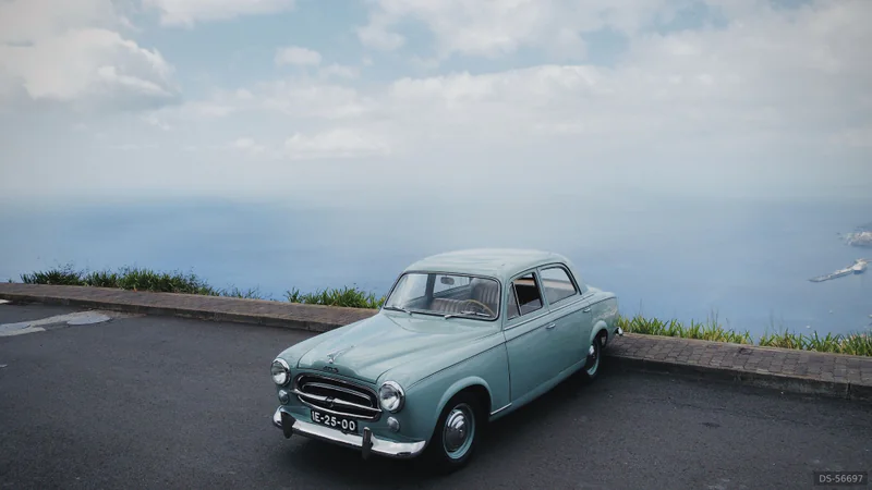 1957 Peugeot 403 in Funchal 2