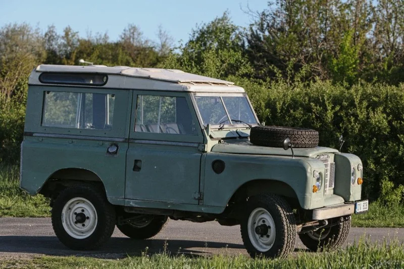 1972 Land Rover Series Iii 88 in Praha 4 3