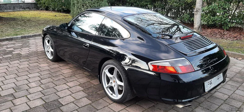 2001 Porsche 996 Carrera2 in Rovigo 2