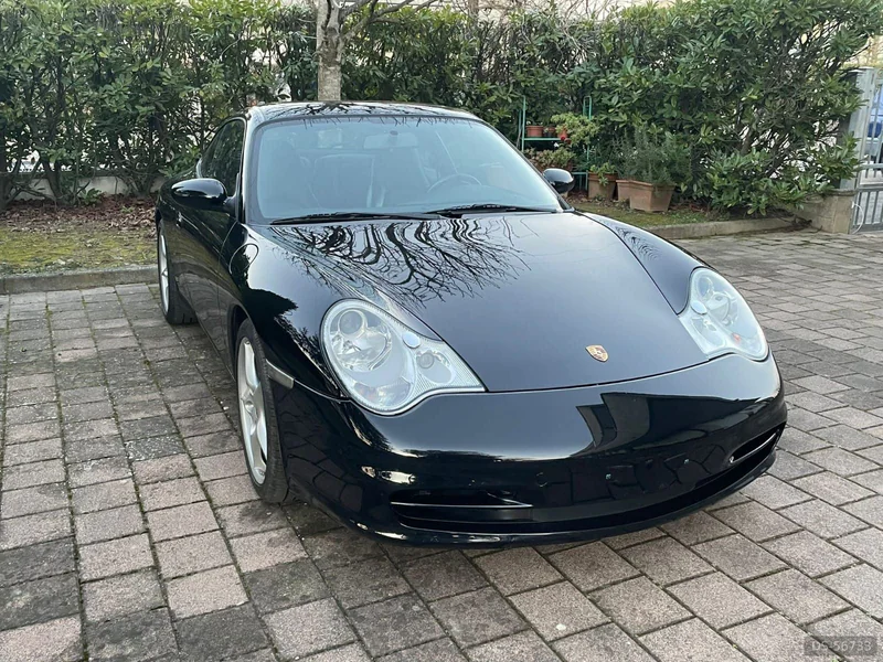 2001 Porsche 996 Carrera2 in Rovigo 4