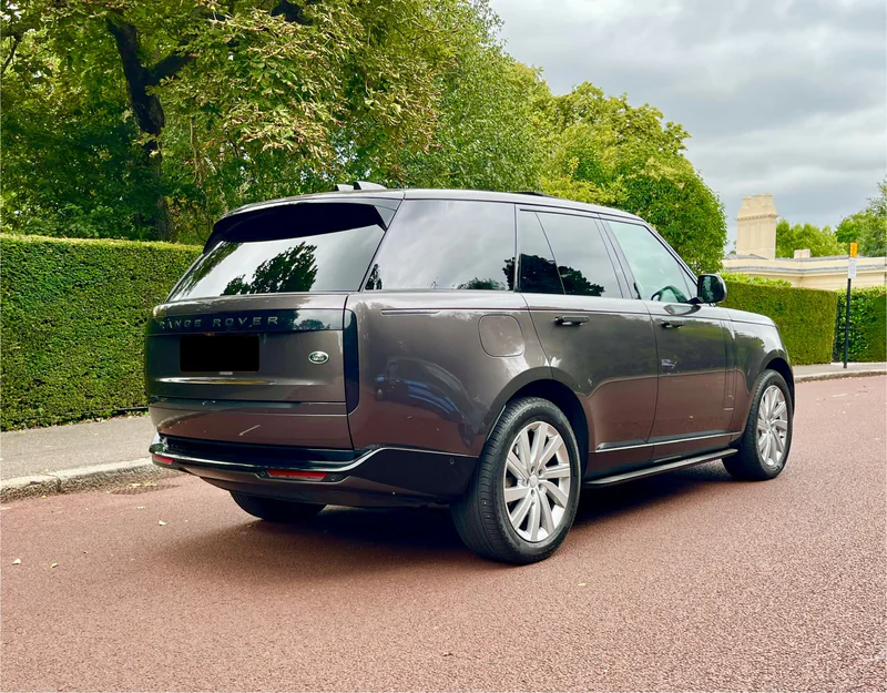 2020 Land Rover Range Rover sport in London 5