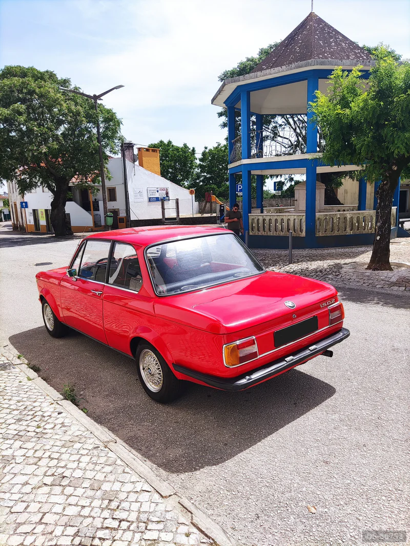 1975 BMW 1502 in Entroncamento 4