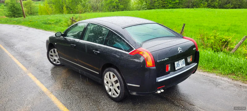 2006 Citroen C6 in Montréal 4
