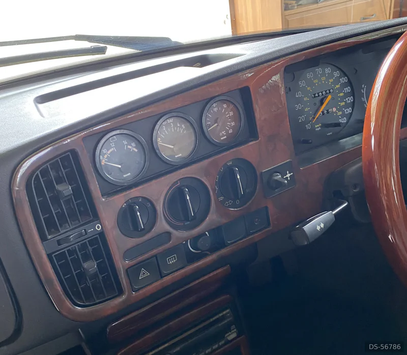 1993 Saab 900s 16v Convertible in Wadhurst 7