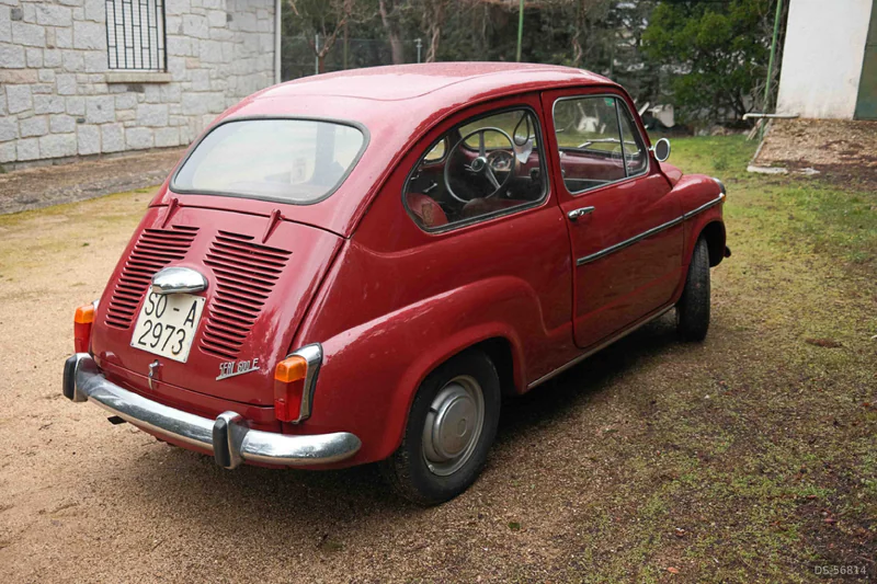 1971 Seat 600 E in Madrid 3