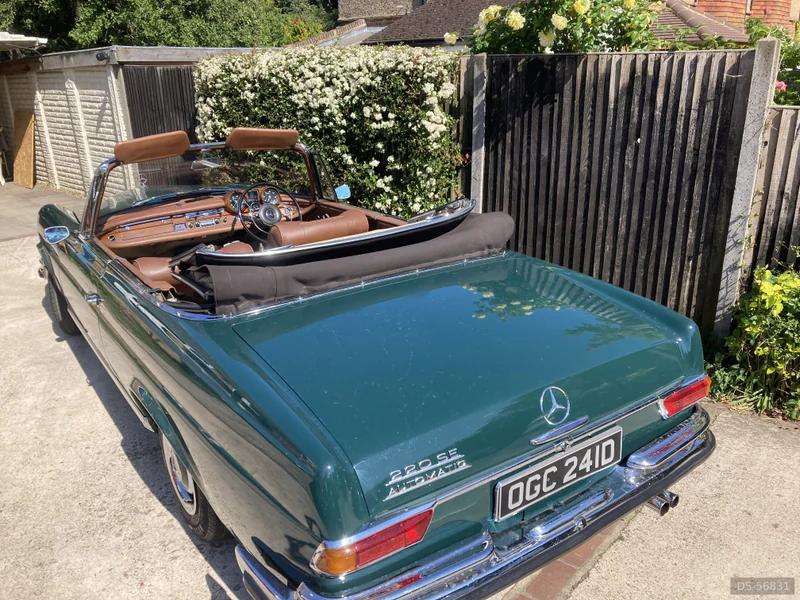 1966 Mercedes-Benz 220se in Egham 2