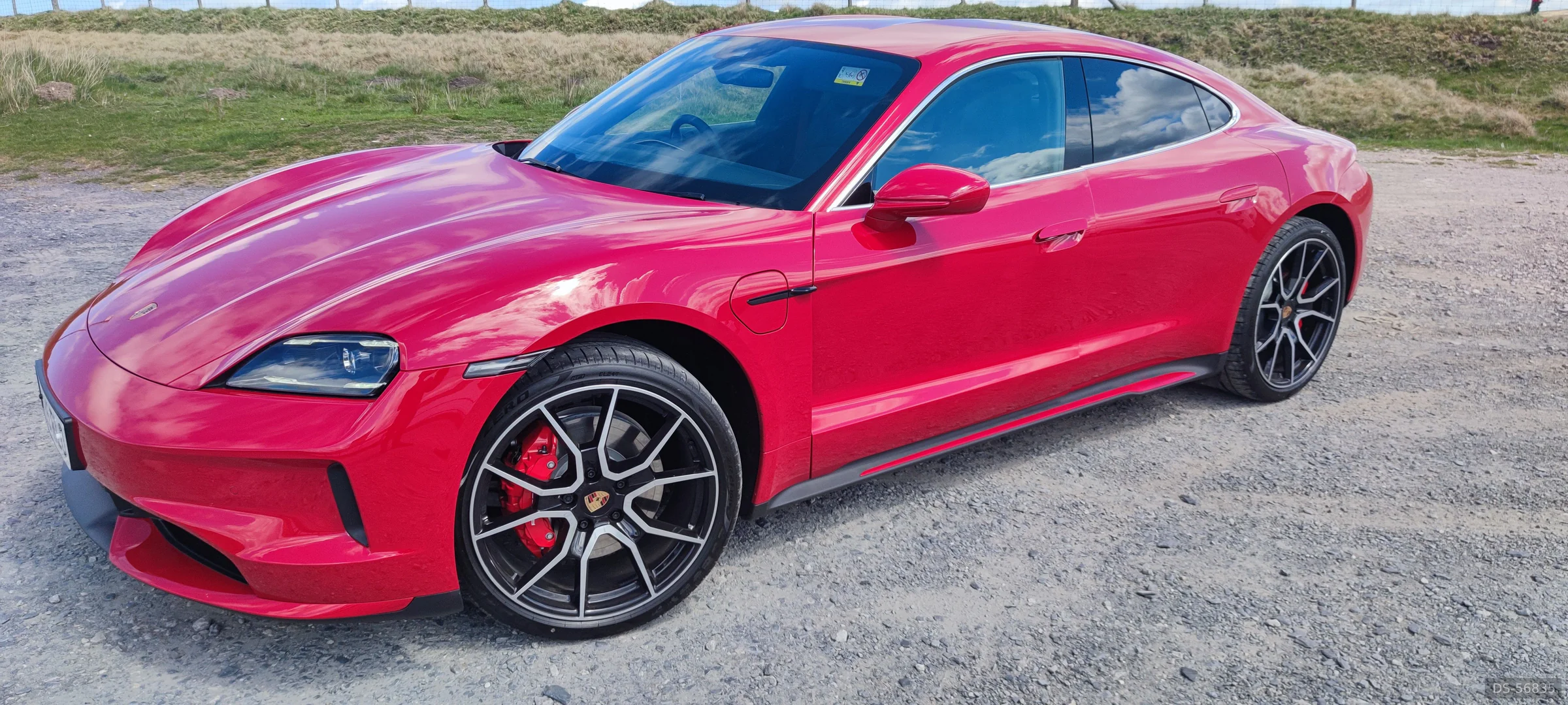 2025 Porsche Taycan 4s