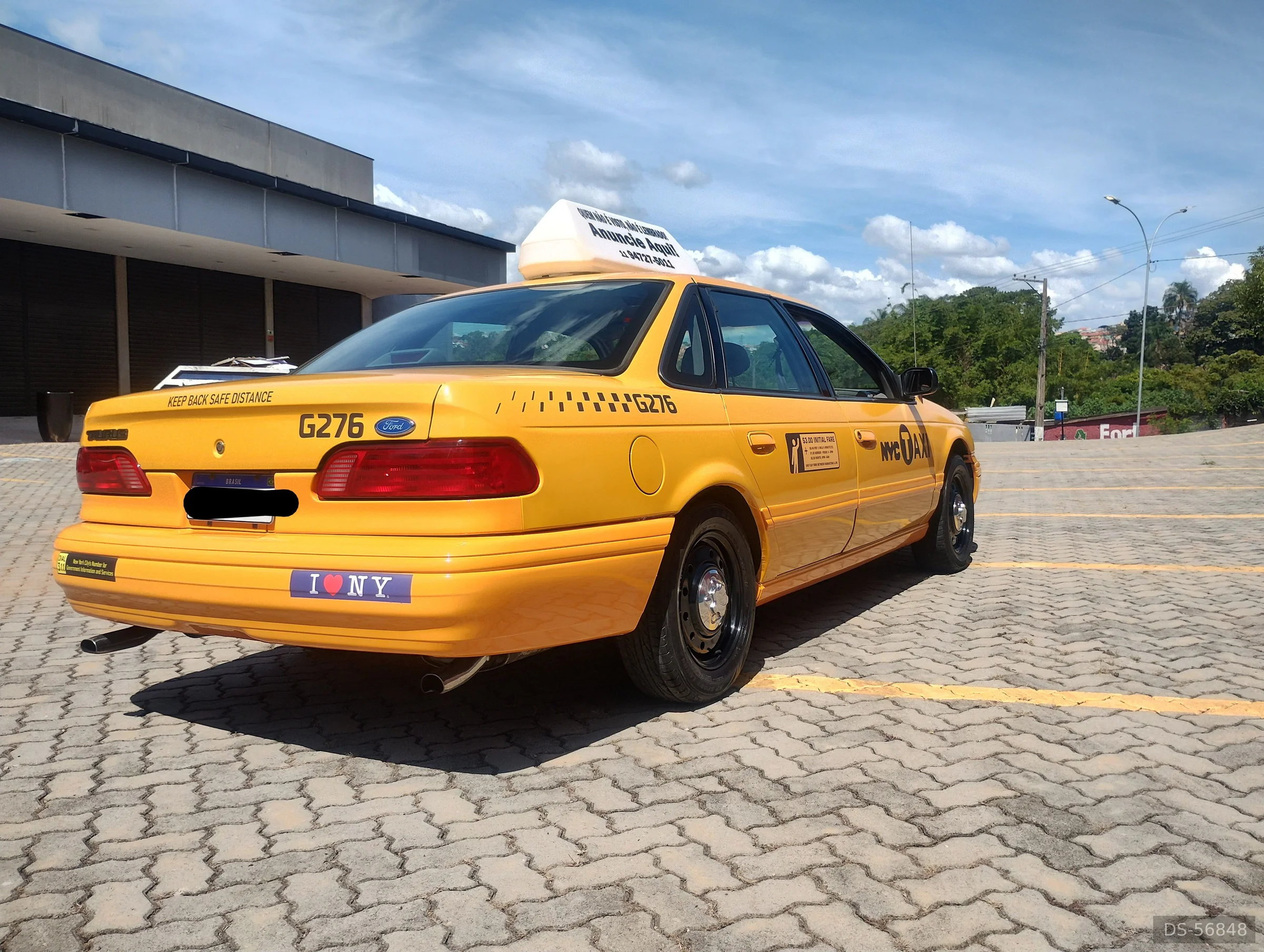 1995 Ford Taurus Yellow Cab