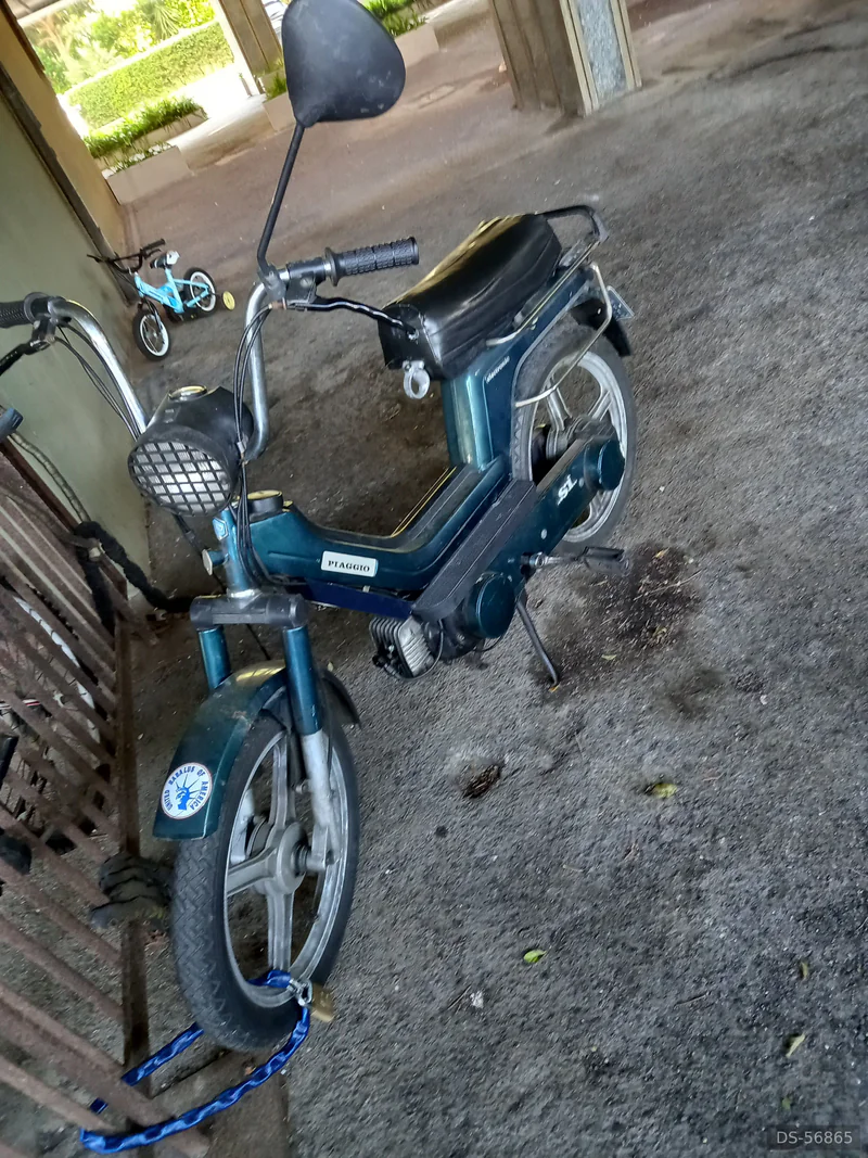 1990 Piaggio Si in Roma 2