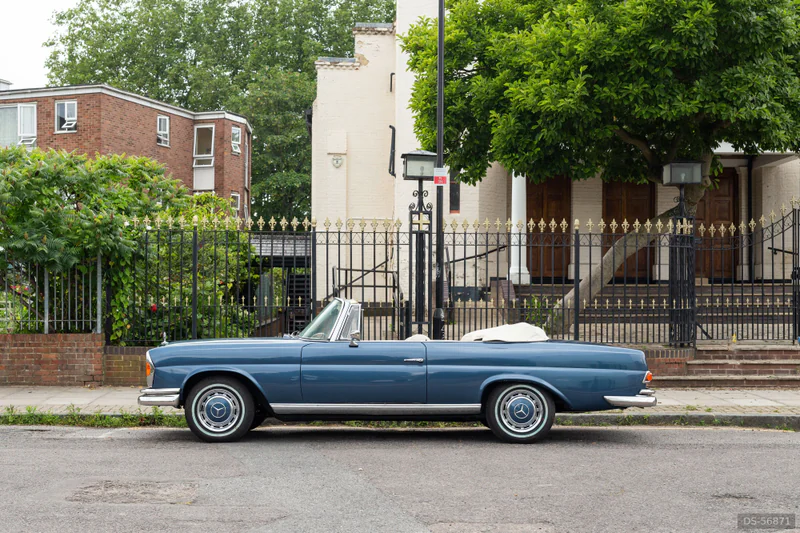 1963 Mercedes-Benz 220 Seb Cabriolet in London 3
