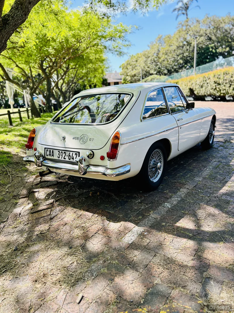 1966 MG B Gt in Cape Town 4
