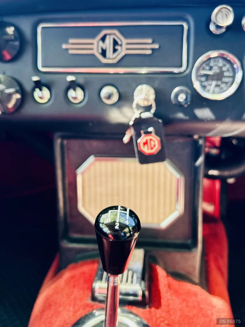 1966 MG B Gt in Cape Town 6