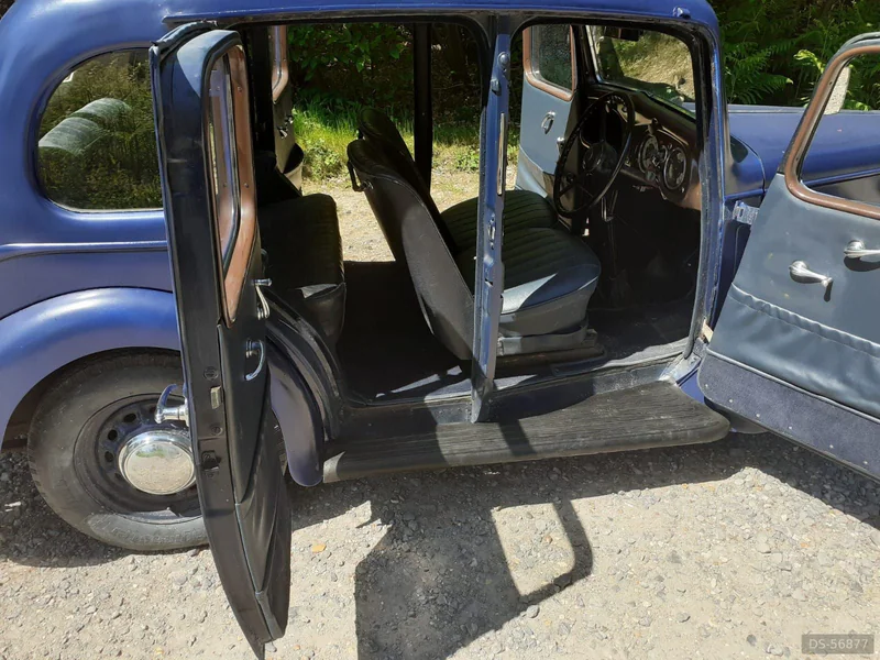 1937 Austin 10 Cambridge in Petersfield 4