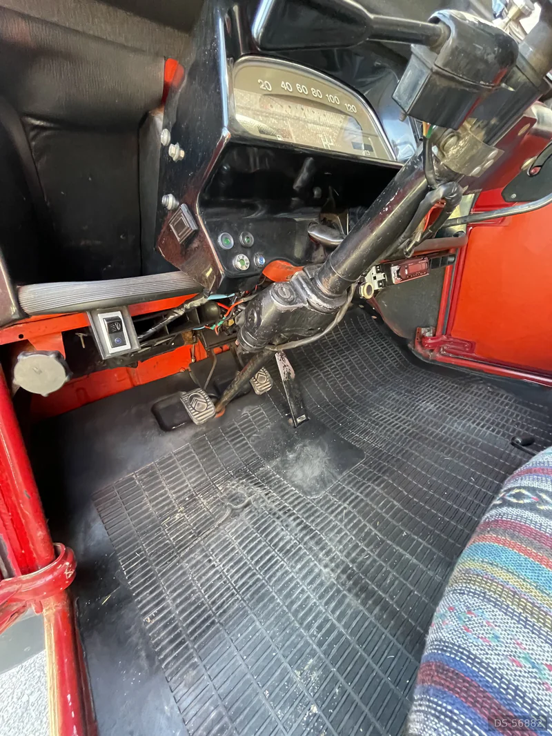 1982 Citroen 2cv in Madrid 4
