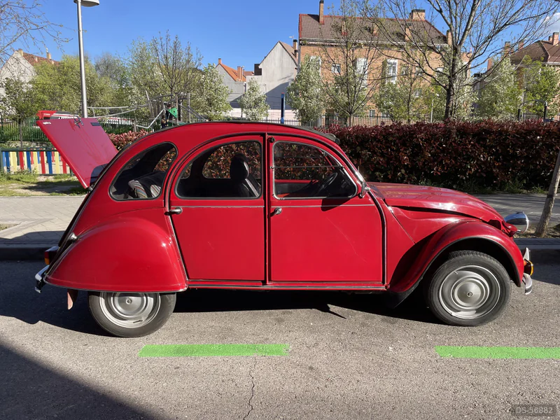 1982 Citroen 2cv in Madrid 2