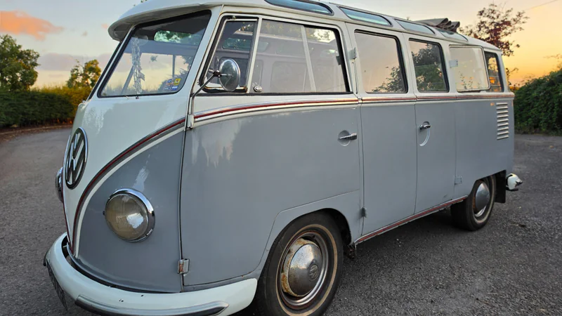 1959 Volkswagen T1 Splitscreen Deluxe Microbus in Cheltenham 14
