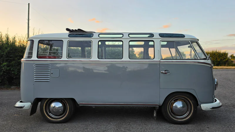 1959 Volkswagen T1 Splitscreen Deluxe Microbus in Cheltenham 7