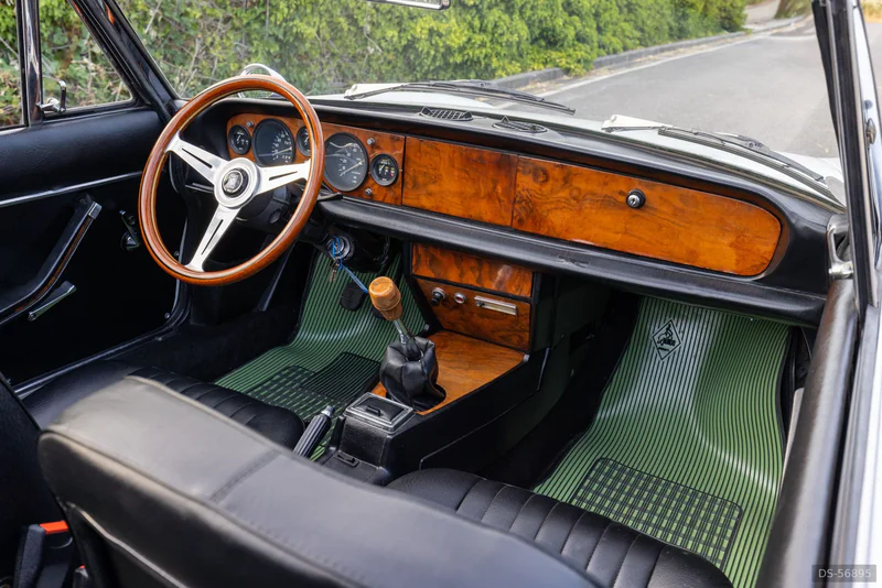 1967 Fiat 124 Spider Cabriolet in Tyresö 9