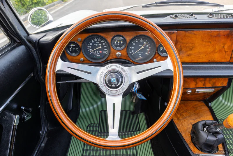 1967 Fiat 124 Spider Cabriolet in Tyresö 10