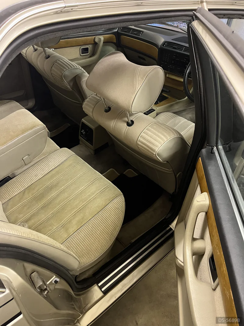 1984 BMW 735i A in Fareham 8
