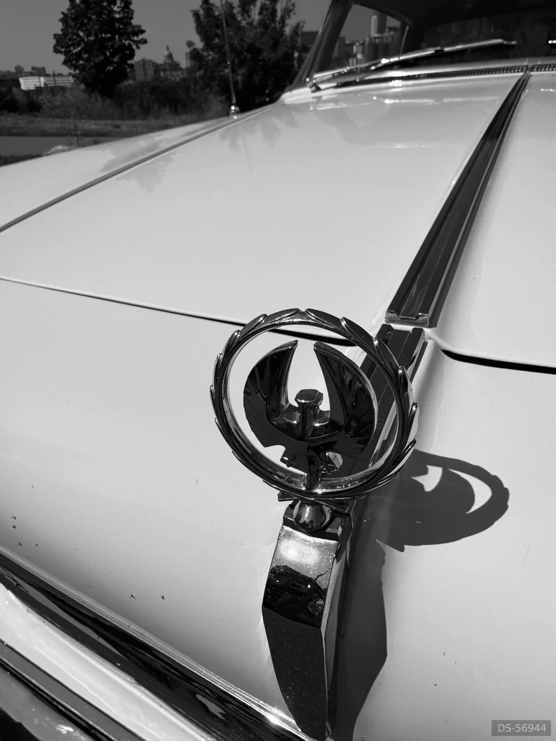 1963 Chrysler Imperial in Edmonton 8