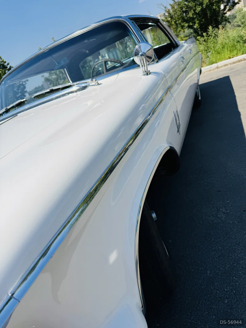 1963 Chrysler Imperial in Edmonton 4