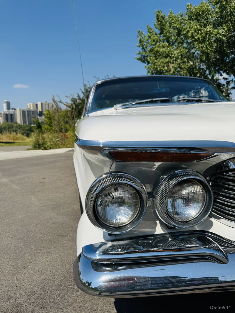 1963 Chrysler Imperial in Edmonton 5