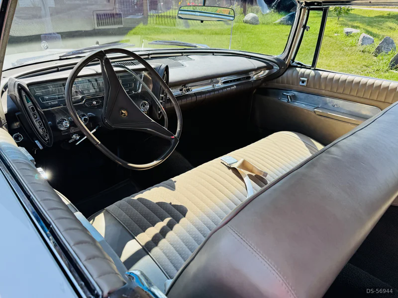 1963 Chrysler Imperial in Edmonton 9
