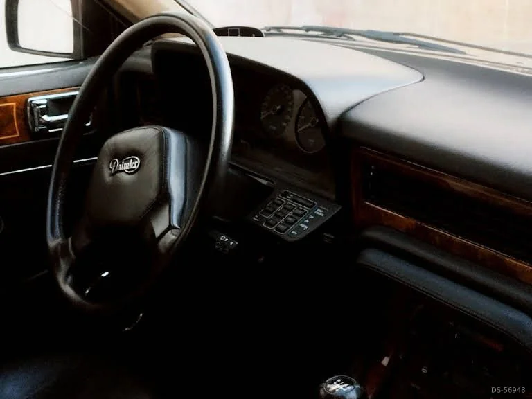 1988 Daimler Sovereign 3.6 in Porto 8