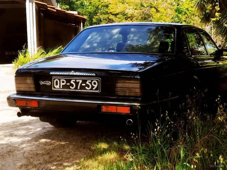 1988 Daimler Sovereign 3.6 in Porto 4
