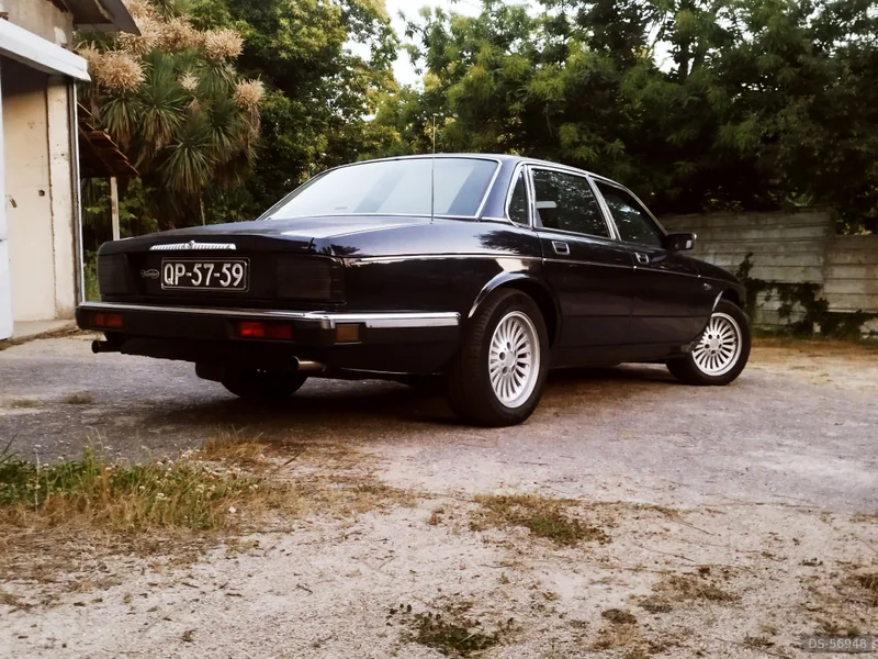 1988 Daimler Sovereign 3.6 in Porto 3
