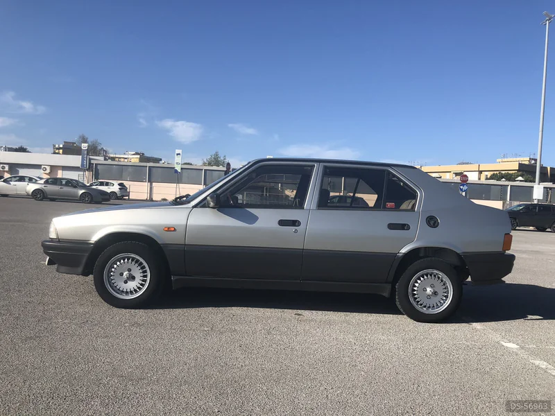 1984 Alfa Romeo 33 Quadrifoglio Oro in Palermo 3