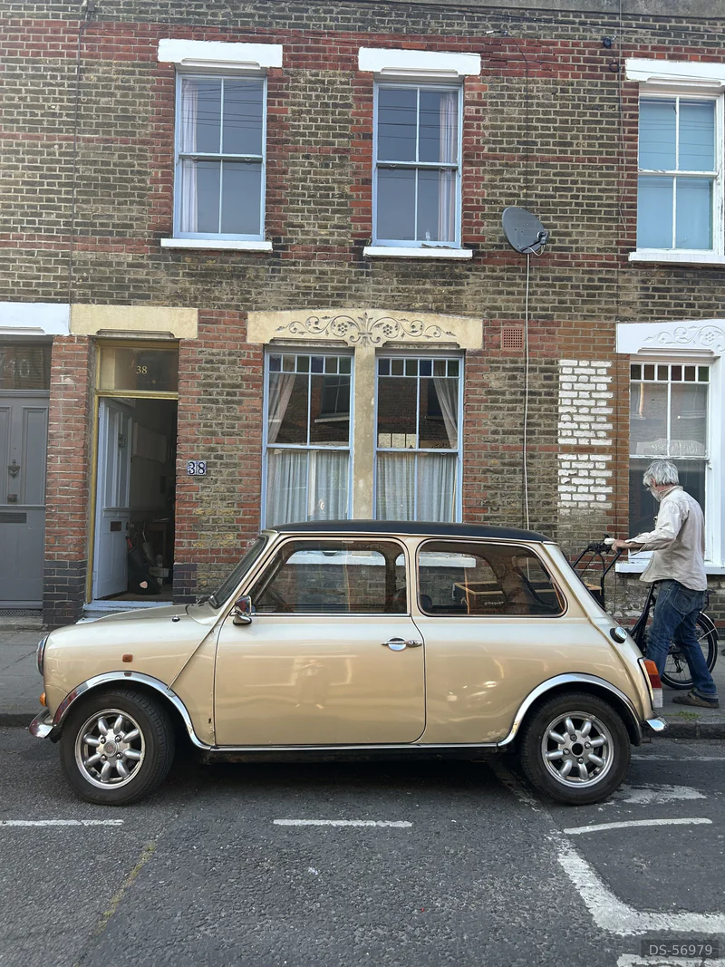 1986 Mini Piccadilly in London 3