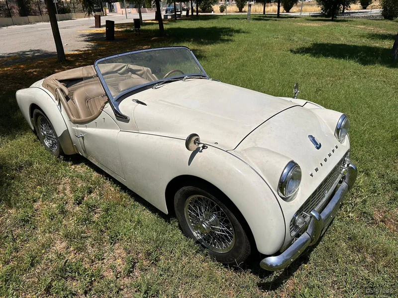 1960 Triumph Tr3 in Cerdanyola del valles 2