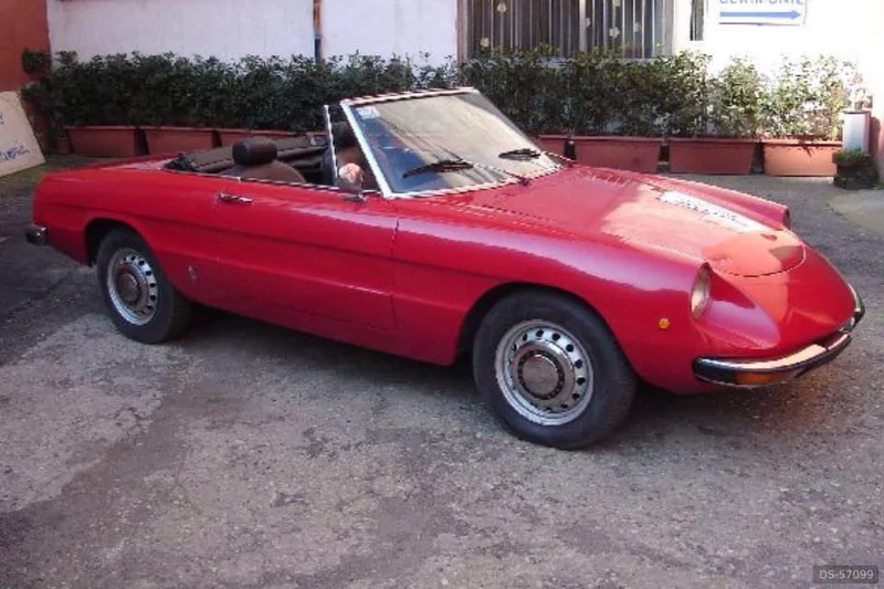 1971 Alfa Romeo Spider in Roma 4