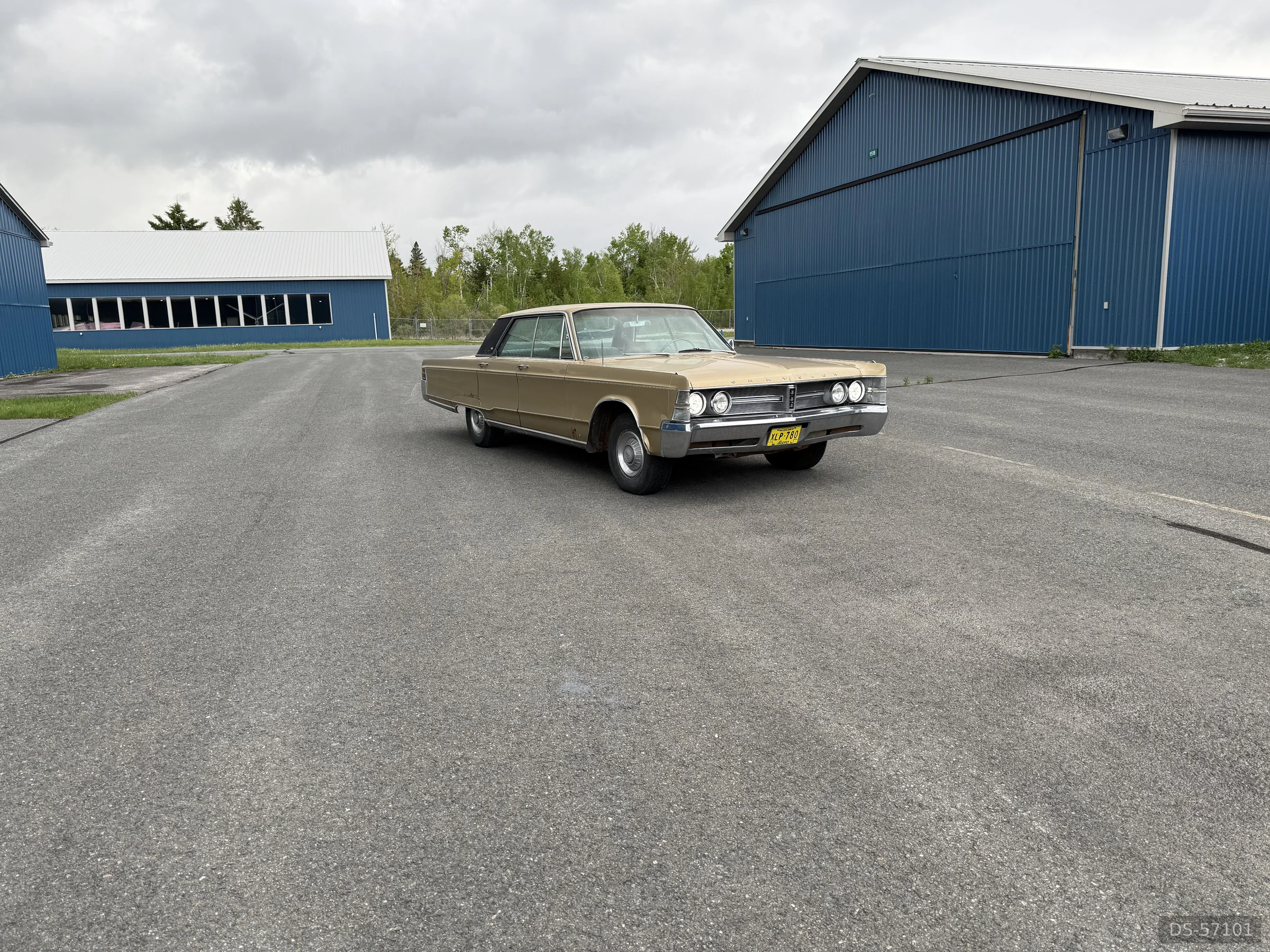 1967 Chrysler New Yorker