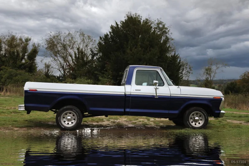 1975 Ford F150 in High Wycombe 2