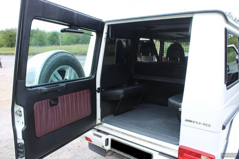 2010 Mercedes-Benz G55 G Wagon in Surrey 10