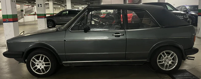 1984 Volkswagen Golf Mk1 Cabrio in Sevilla 2