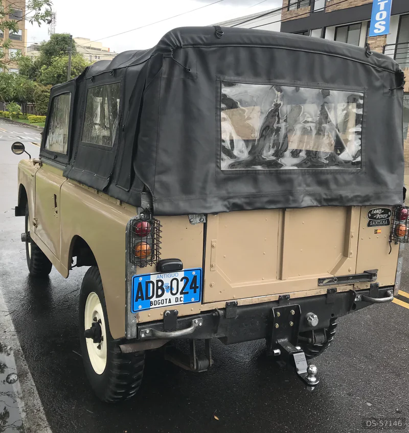 1962 Land Rover 1962 in Bogota 2
