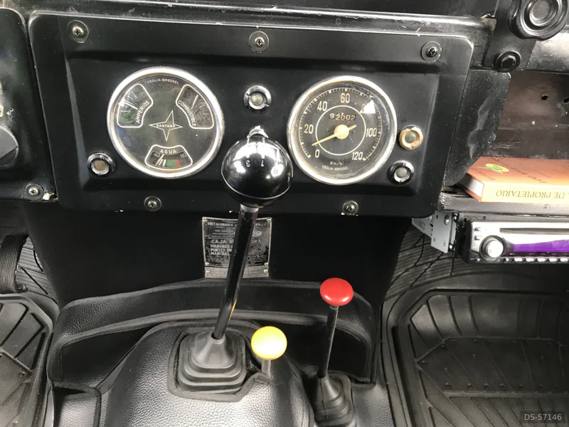 1962 Land Rover 1962 in Bogota 6
