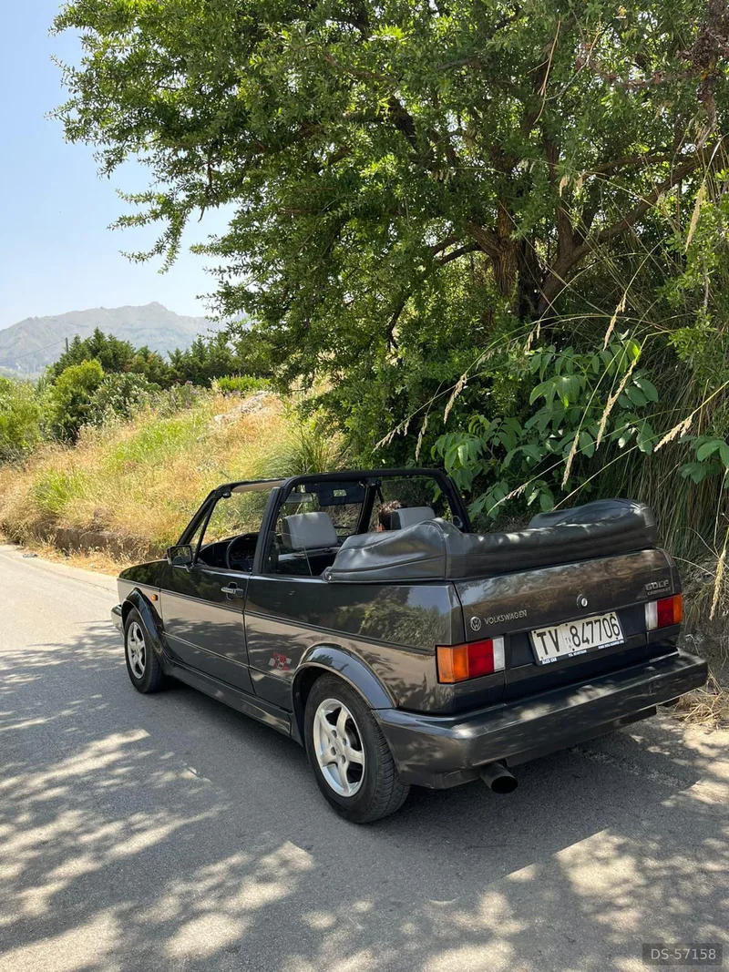 1990 Volkswagen Golf Cabriolet in San Giuseppe Jato 2